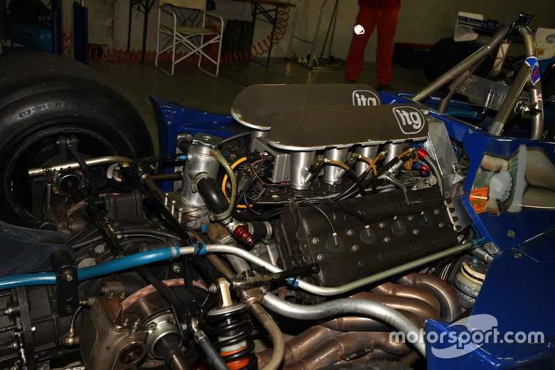 Motore V8 Cosworth