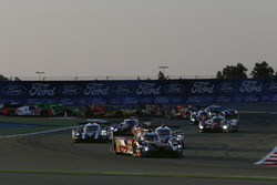 Start: #8 Audi Sport Team Joest Audi R18: Lucas di Grassi, Loic Duval, Oliver Jarvis leads