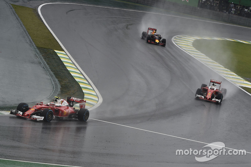 Kimi Raikkonen, Ferrari SF16-H, Sebastian Vettel, Ferrari SF16-H, Daniel Ricciardo, Red Bull Racing