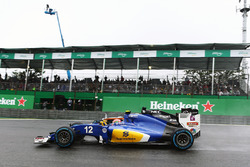 Felipe Nasr, Sauber C35 and Nico Hulkenberg, Sahara Force India F1 VJM09 battle for position