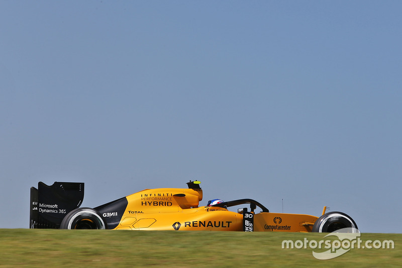 Джолион Палмер, Renault Sport F1 RS16 с установленной системой Halo