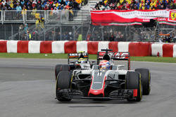 Romain Grosjean, Haas F1 Team VF-16