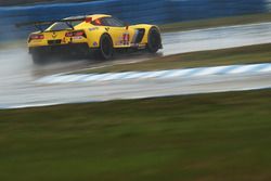 #4 Corvette Racing Chevrolet Corvette C7.R: Oliver Gavin, Tommy Milner, Marcel Fässler