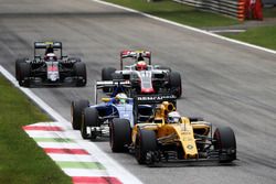 Кевин Магнуссен, Renault Sport F1 Team RS16