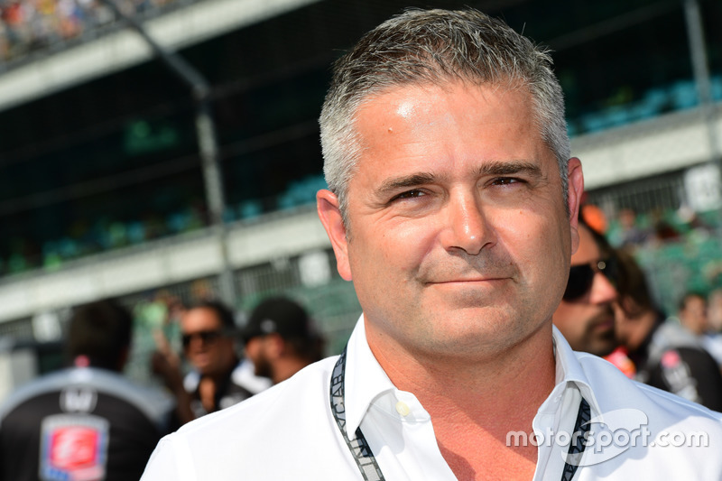 29. Gil de Ferran: 12 Siege