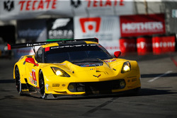 #4 Corvette Racing Chevrolet Corvette C7.R: Oliver Gavin, Tommy Milner
