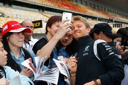 Nico Rosberg, Mercedes AMG F1 Team, mit Fans