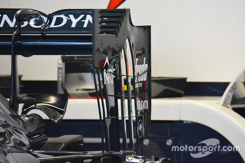 McLaren rear wing detail