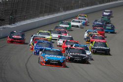 Restart: Kyle Busch, Joe Gibbs Racing Toyota leads