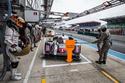 #1 Porsche Team Porsche 919 Hybrid: Timo Bernhard, Mark Webber, Brendon Hartley