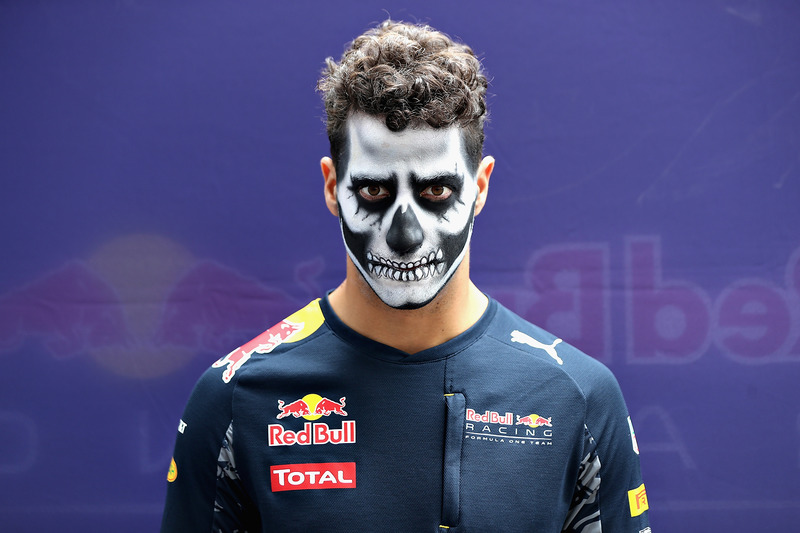 Даніель Ріккардо, Red Bull Racing, із загримованим обличчям