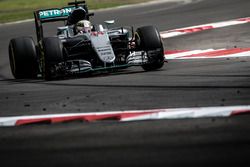 Lewis Hamilton, Mercedes AMG F1 W07 Hybrid