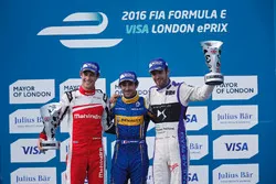 Podio: il vincitore della gara Nicolas Prost, Renault e.Dams; il secondo classificato Bruno Senna, M
