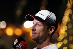 Jenson Button, McLaren met de media