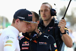 Max Verstappen, Red Bull Racing talks with race engineer Gianpiero Lambiase