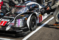 #1 Porsche Team Porsche 919 Hybrid: Timo Bernhard, Mark Webber, Brendon Hartley