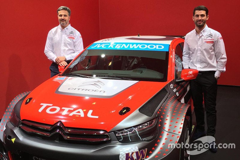 Yvan Muller y José María López con el Citroën C-Elysée 2016