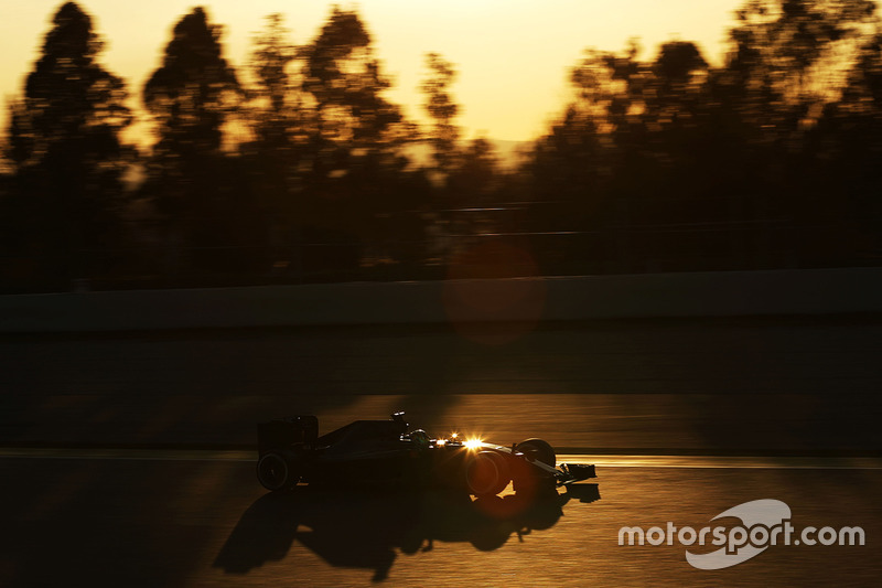 Carlos Sainz Jr., Scuderia Toro Rosso STR11