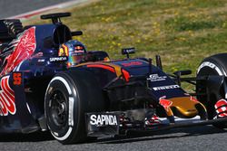 Carlos Sainz Jr, Scuderia Toro Rosso STR11