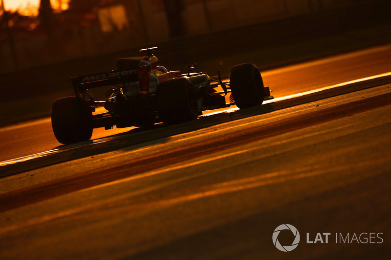 Fernando Alonso, McLaren MCL32