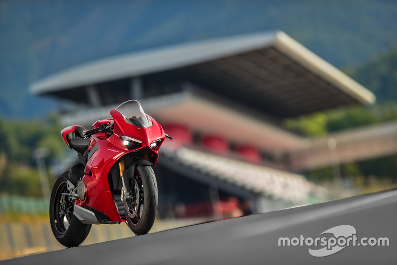 La Ducati Panigale V4 in pista