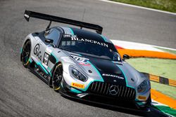 #49 Ram Racing  Mercedes-AMG GT3: Salih Yoluc, Euan Hankey