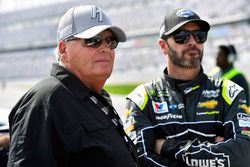 Jimmie Johnson, Hendrick Motorsports Chevrolet Camaro y Rick Hendrick