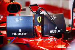 Sebastian Vettel, Ferrari SF71H, with the new display screens