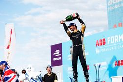 Jean-Eric Vergne, Techeetah, asperge tout le monde de champagne sur le podium