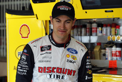 Joey Logano, Team Penske, Ford Mustang Discount Tire
