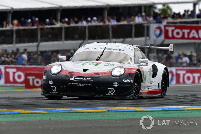 #94 Porsche GT Team Porsche 911 RSR: Romain Dumas, Timo Bernhard, Sven Müller