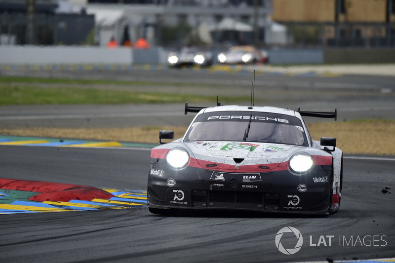 #93 Porsche GT Team Porsche 911 RSR: Patrick Pilet, Nick Tandy, Earl Bamber