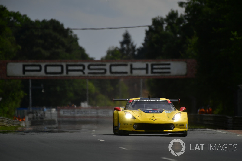 #64 Corvette Racing Chevrolet Corvette C7.R: Oliver Gavin, Tommy Milner, Marcel Fassler