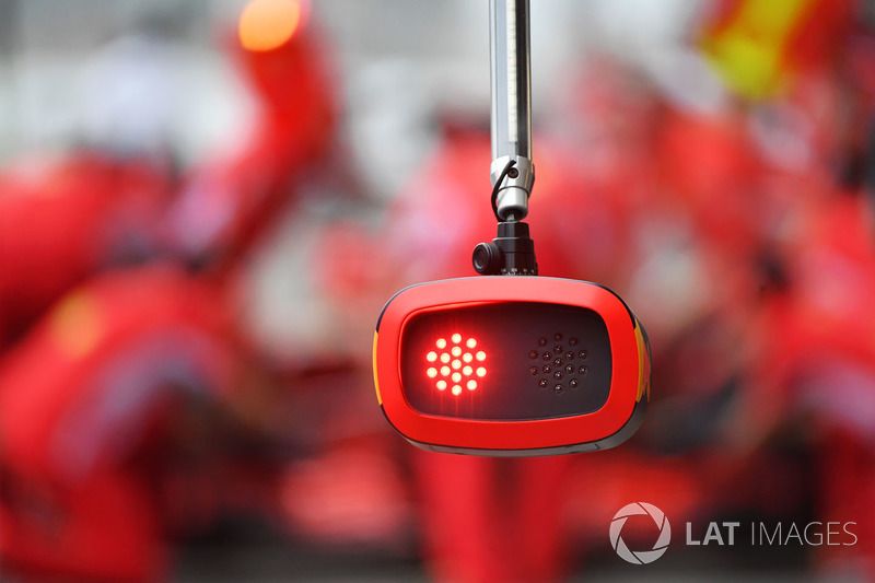 Ferrari luces de pozo