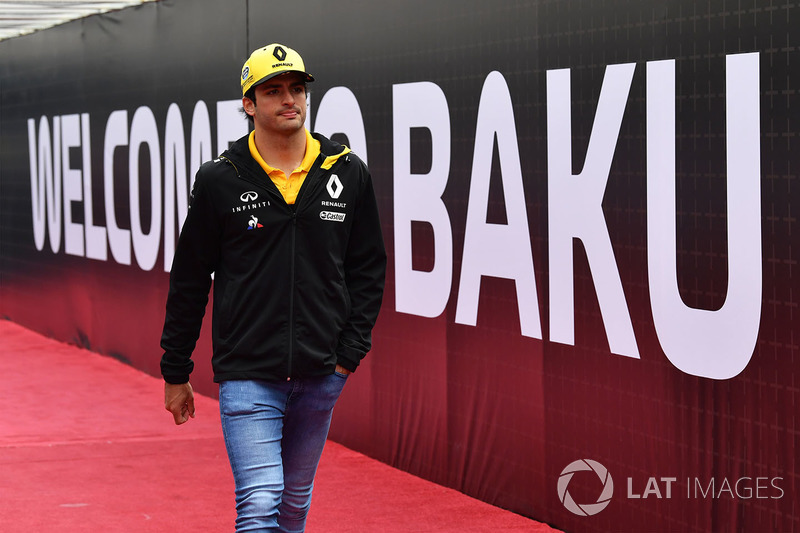 Carlos Sainz Jr., Renault Sport F1 Team