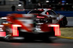 #911 Porsche Team North America Porsche 911 RSR: Patrick Pilet, Nick Tandy, Frederic Makowiecki
