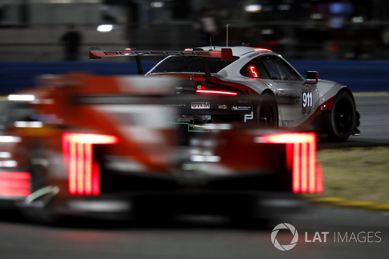 #911 Porsche Team North America Porsche 911 RSR: Patrick Pilet, Nick Tandy, Frederic Makowiecki