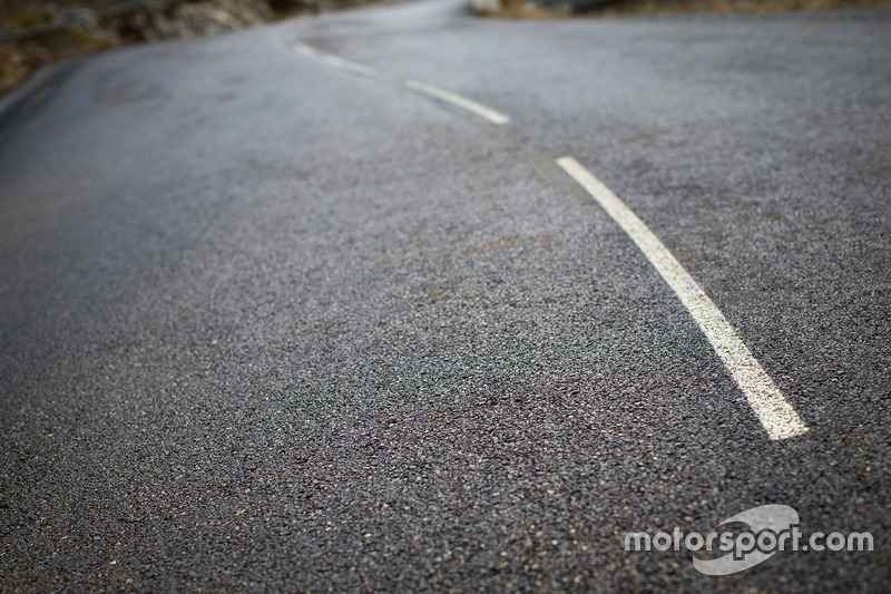 Roads atmosphere