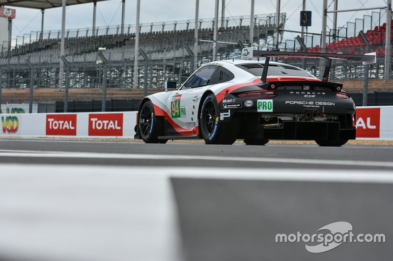 #94 Porsche GT Team Porsche 911 RSR