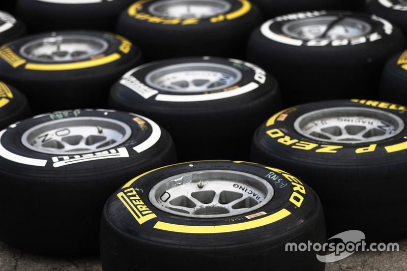 Pirelli tyres