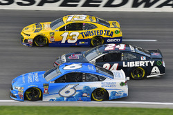 Matt Kenseth, Roush Fenway Racing, Ford Fusion Wyndham Rewards, William Byron, Hendrick Motorsports, Chevrolet Camaro Liberty University and Ty Dillon, Germain Racing, Chevrolet Camaro Twisted Tea