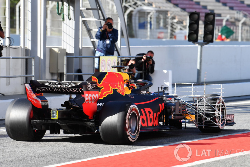 Max Verstappen, Red Bull Racing RB14 dengan sensor aerodinamika
