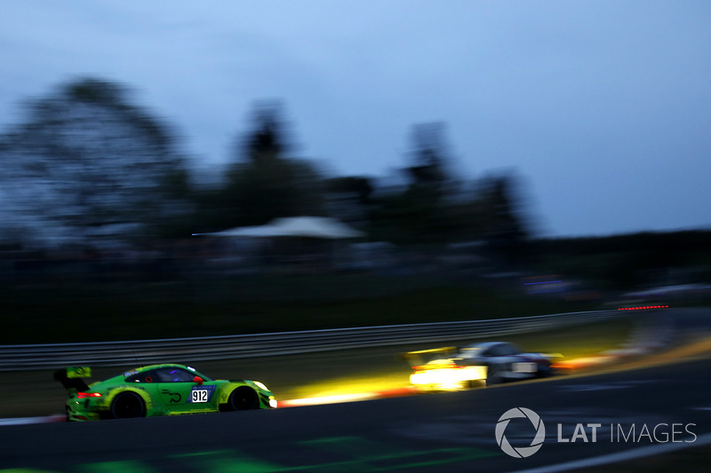 #912 Manthey Racing Porsche 911 GT3 R: Richard Lietz, Patrick Pilet, Frédéric Makowiecki, Nick Tandy