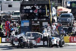 Kevin Harvick, Stewart-Haas Racing, Ford Fusion Jimmy John's, makes a pit stop