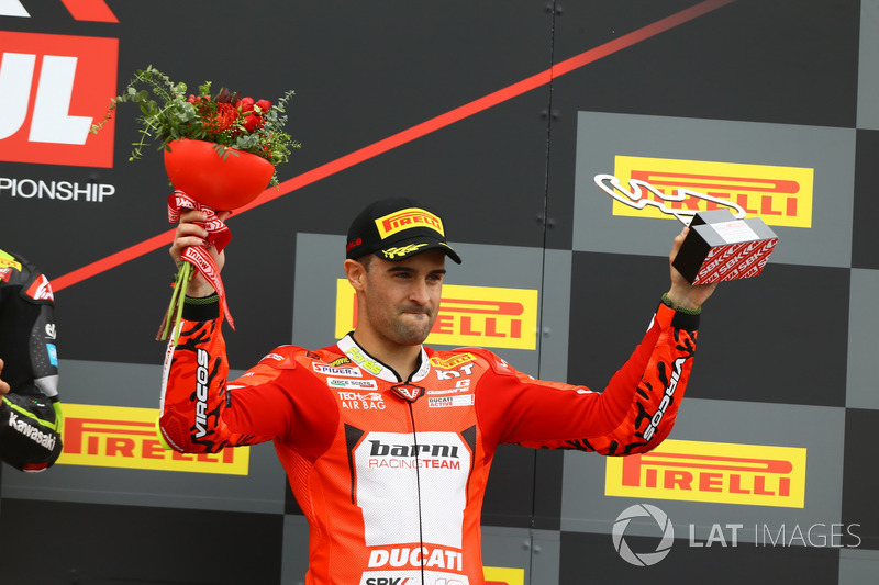 Podio: Xavi Fores, Barni Racing Team