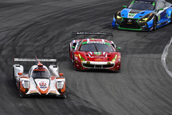 #54 CORE autosport ORECA LMP2, P: Jon Bennett, Colin Braun, Romain Dumas, Loic Duval, #5 Action Expr
