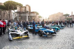 Coche de exhibición de Fórmula E en Roma