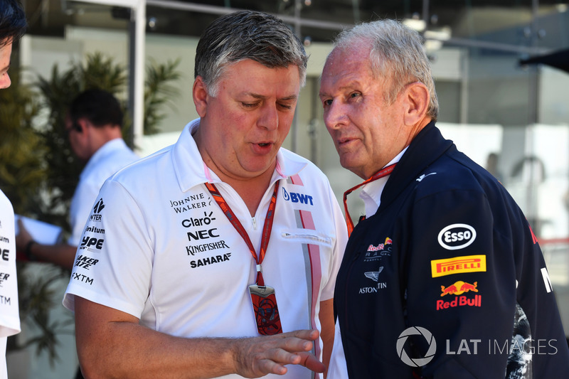 Otmar Szafnauer, Sahara Force India Formula One Team Chief Operating Officer, Dr Helmut Marko, Red Bull Motorsport Consultant