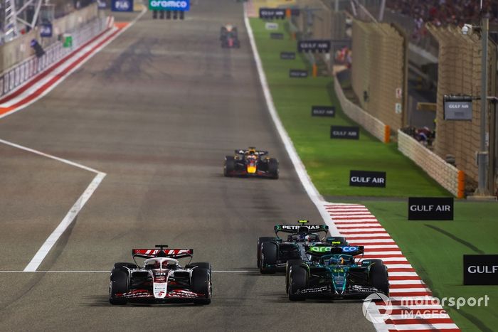 Fernando Alonso, Aston Martin Racing, Esteban Ocon, Haas F1 Team, Andrea Kimi Antonelli, Mercedes