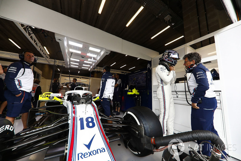Lance Stroll, Williams FW41, in the garage